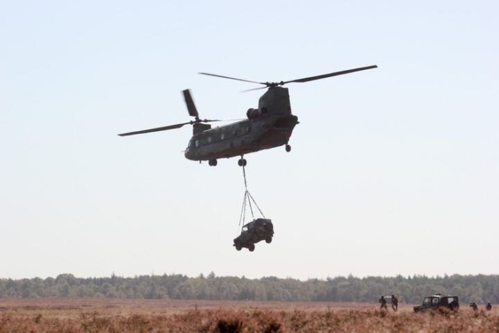 Pas d’achat d’hélicoptères lourds pour les armées, malgré leur utilité